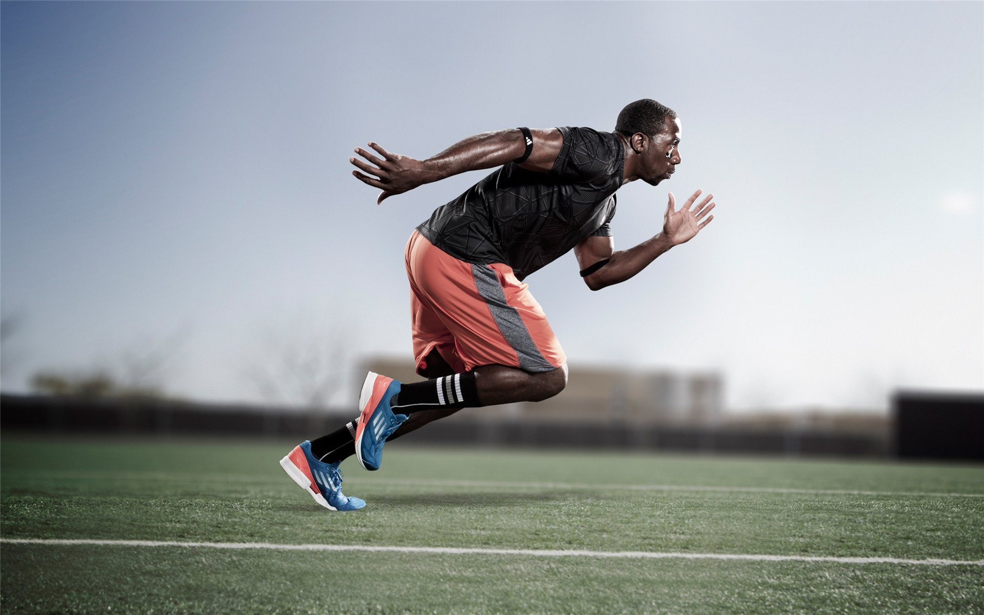 _新科技助阵：赛事全面升级，高清直播实时呈现_，新科技视频